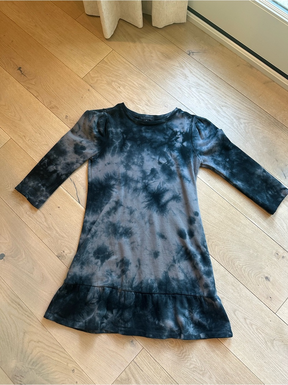 Sanctuary Black & Gray Tie-Dye Ruffle Hem Dress